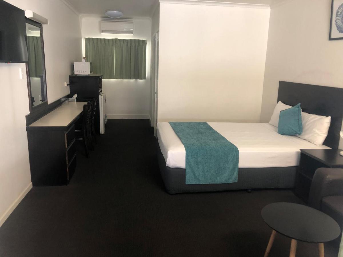 Coral Sands Motel Mackay Exterior photo